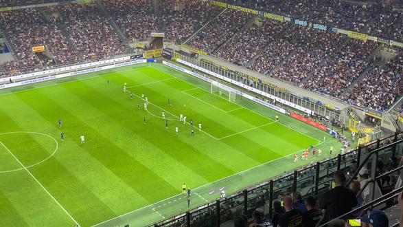 反超雄鹿重 反超雄鹿重